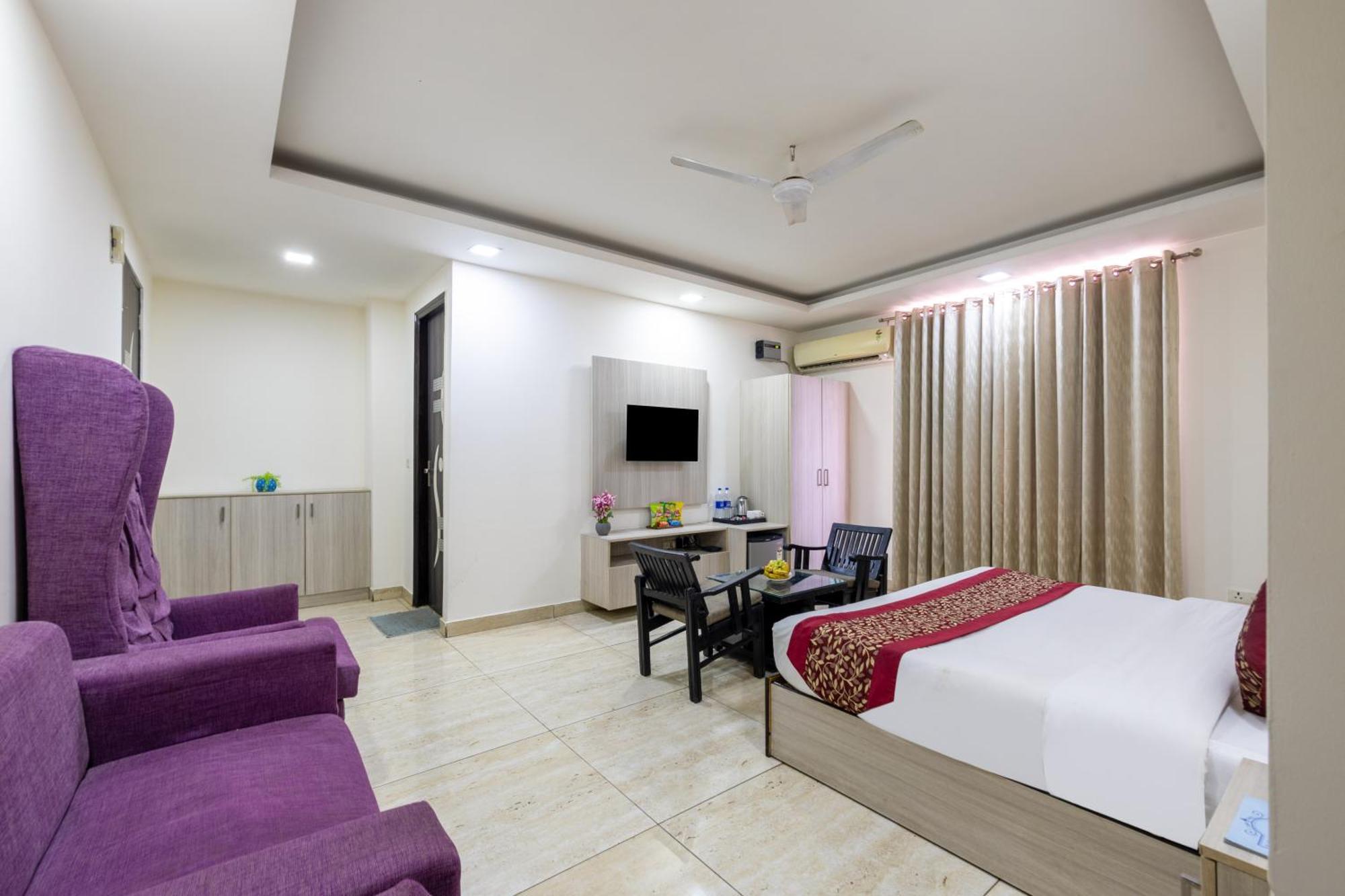 Kabul Hotel By Nexhub Palace - Medanta 古尔冈 外观 照片